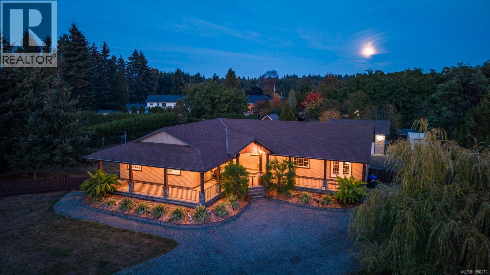 2070 Saras Way - 2