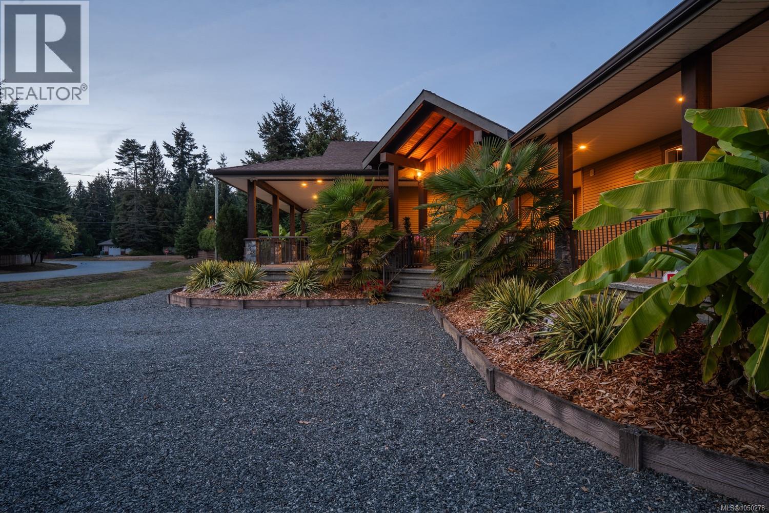 2070 Saras Way - 38