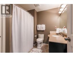 64 Huxley Green Ne, Medicine Hat, AB T1C1W2 Photo 38