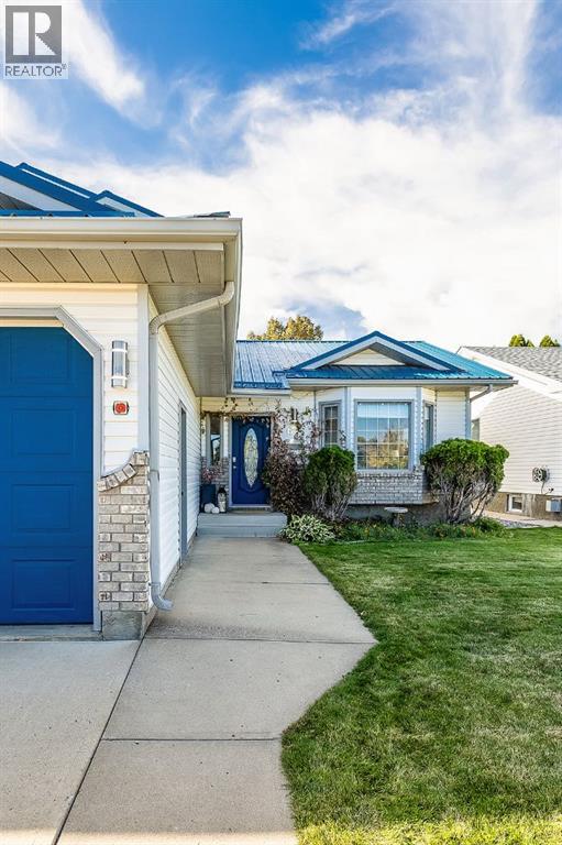 64 Huxley Green Northeast, Medicine Hat, Alberta, T1C1W2, Medicine Hat, Alberta — photo 4 of 5
