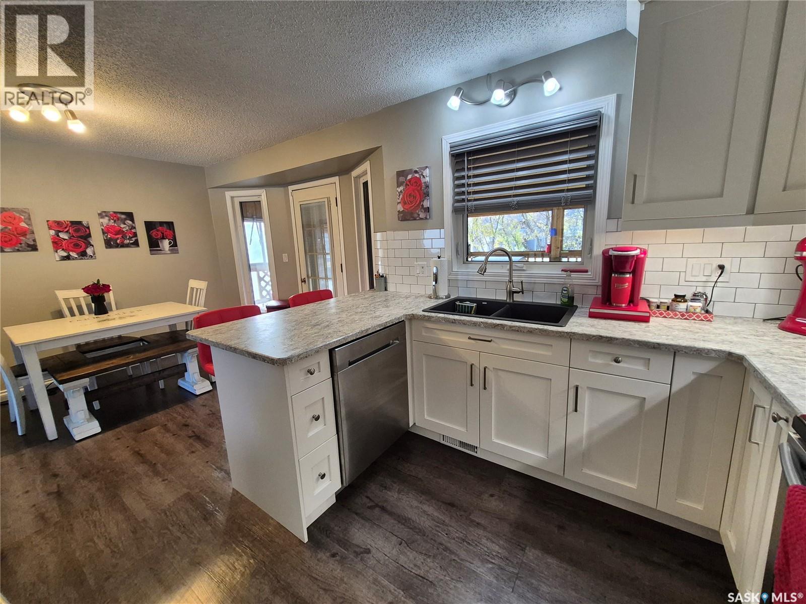 221 Bean CRESCENT, Weyburn — photo 11