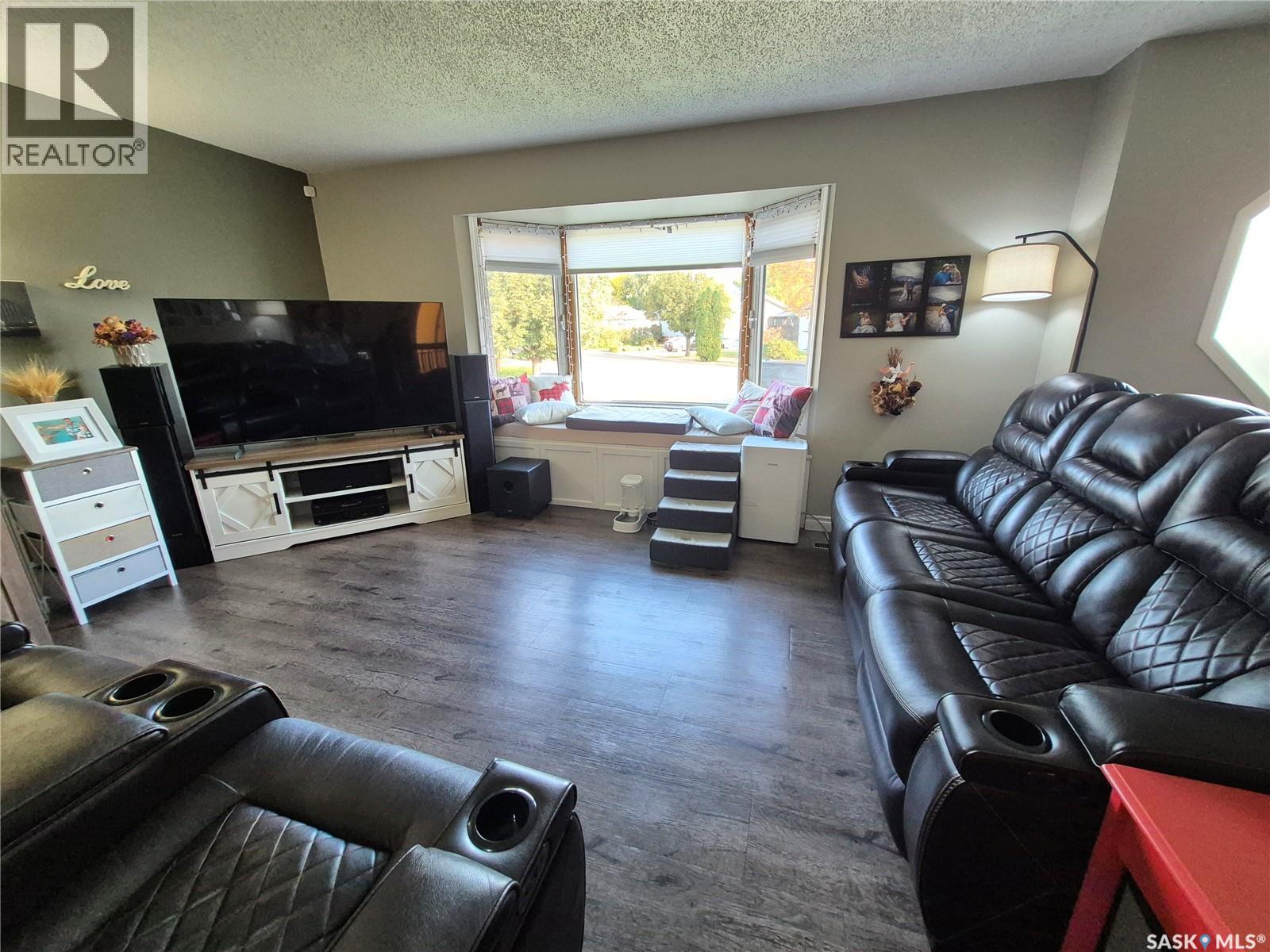 221 Bean CRESCENT, Weyburn — photo 15
