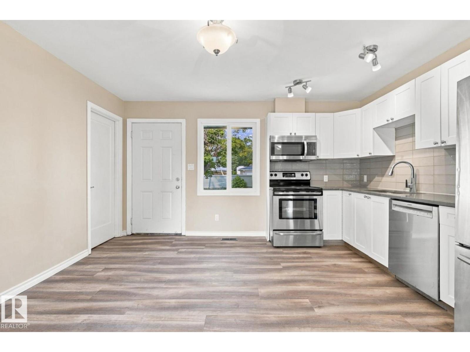 15812 110A AV NW - Image 11