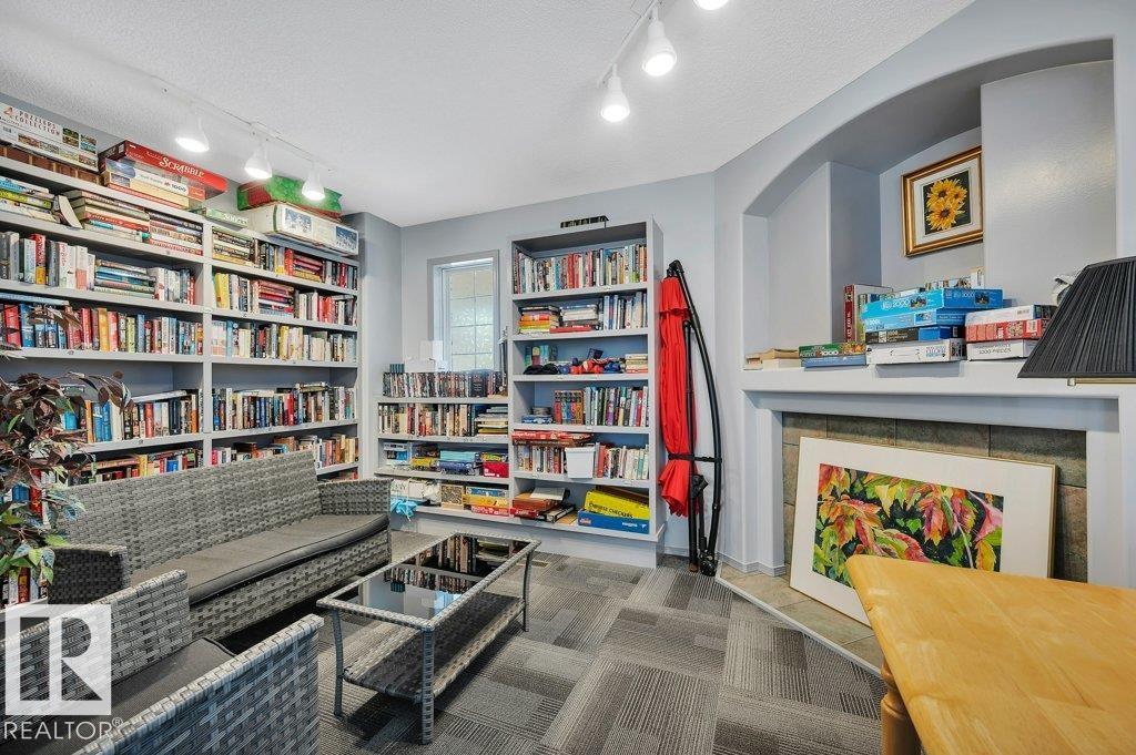 #13 65 Cranford DR - 64
