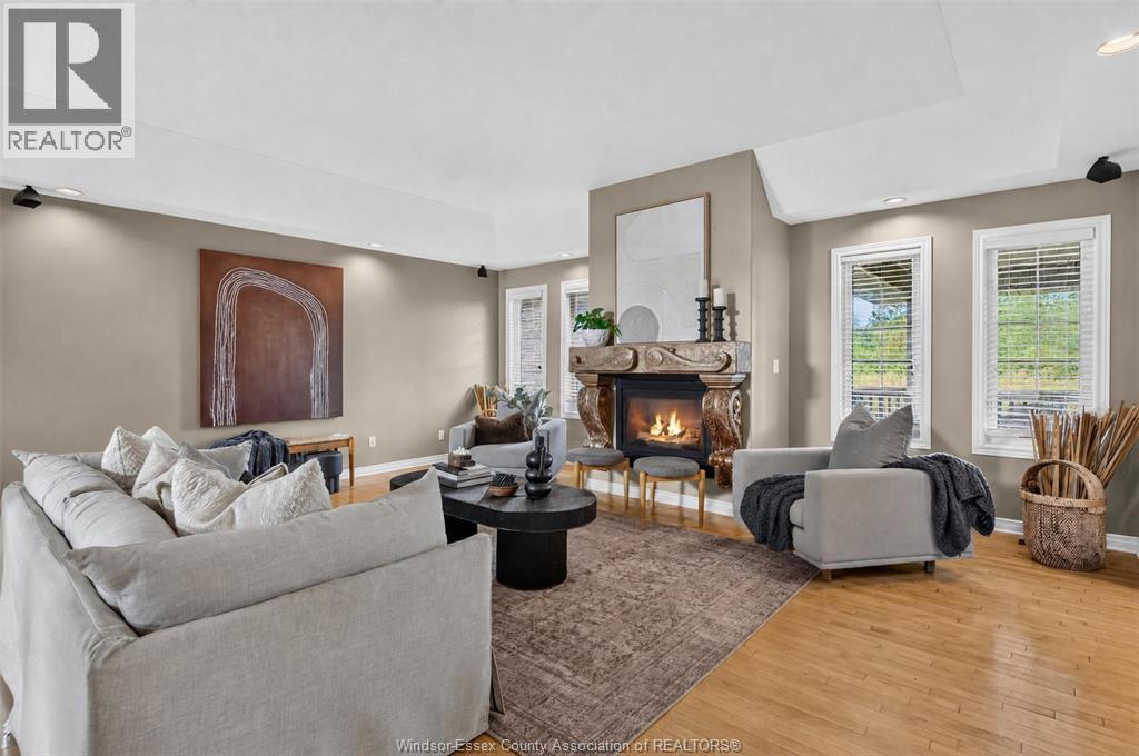 2703 LOMBARDY CRES, LaSalle — photo 10