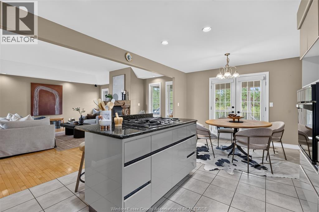 2703 LOMBARDY CRES - Image 20