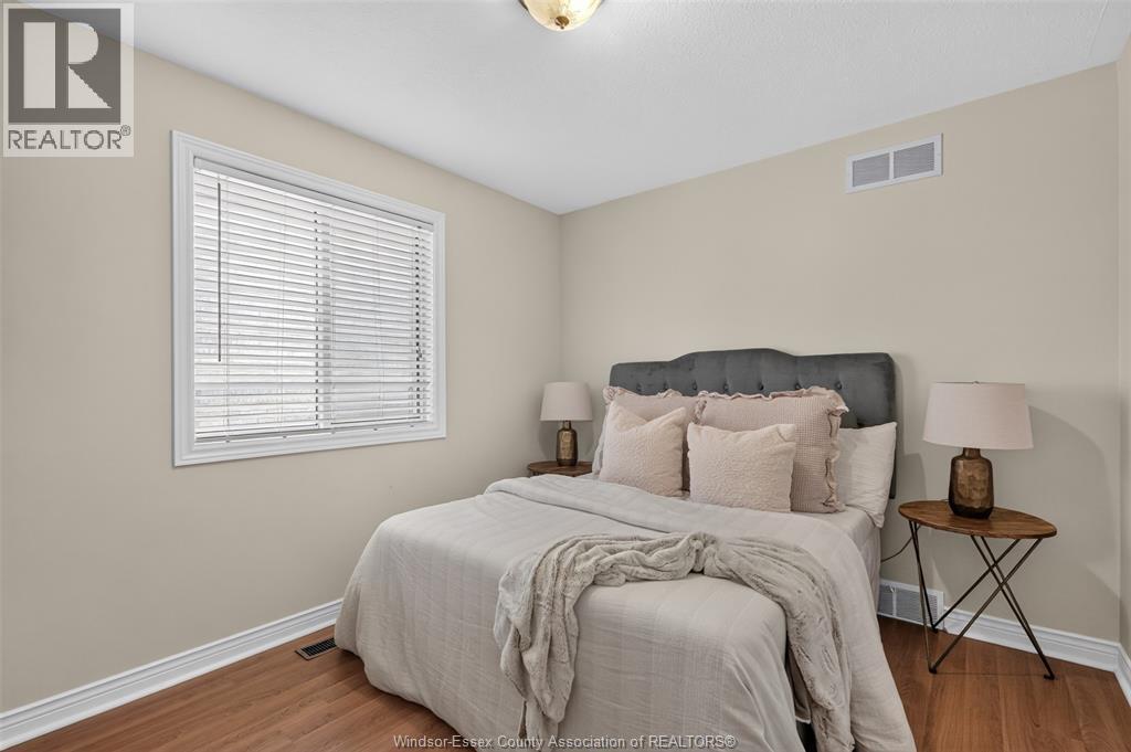 2703 LOMBARDY CRES - Image 27