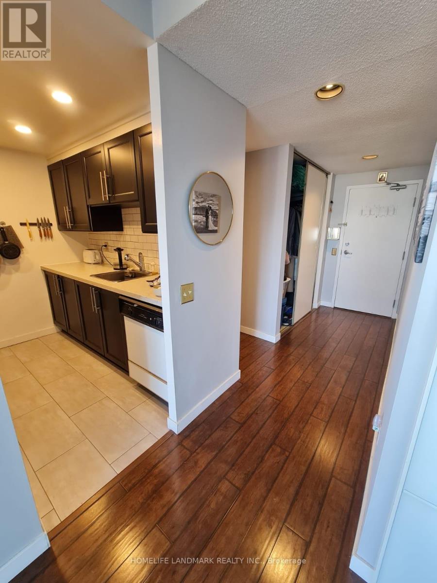 2213 - 7 BISHOP AVENUE, Toronto (Newtonbrook East) — photo 6