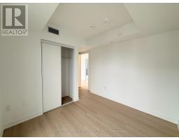 1405 - 15 David Salomon Drive, Toronto, ON M3C0T2 Photo 8
