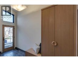 3423 23 Street NW - photo 37