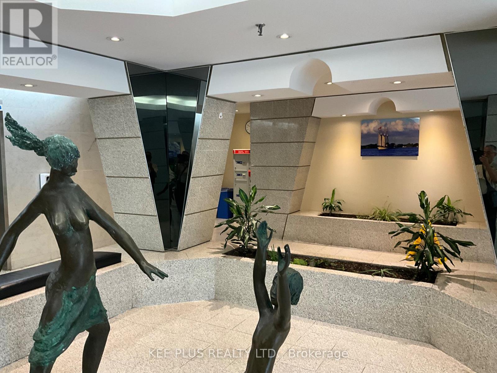 819 - 2466 EGLINTON AVENUE E, Toronto (Eglinton East) — photo 6