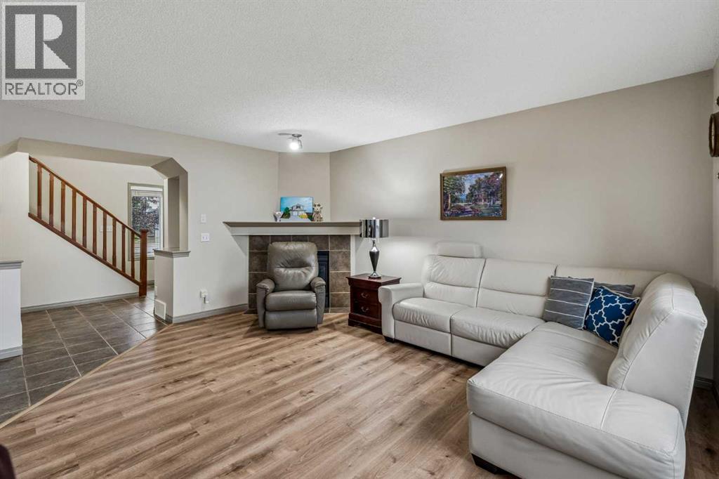 202 Royal Birch Heath NW, Calgary, Alberta, T3G5T9 — thumbnail 11