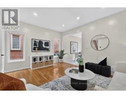 571 Reeves Way Boulevard, Whitchurch Stouffville, ON L4A0H1 Photo 9
