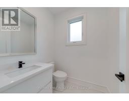 3 Amber Crescent, Toronto, ON M6L2R5 Photo 17