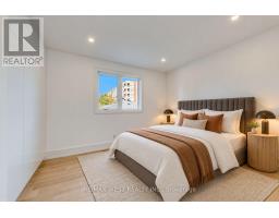 3 Amber Crescent, Toronto, ON M6L2R5 Photo 32