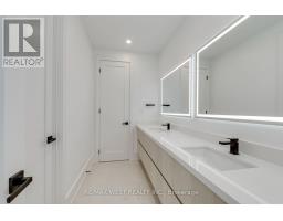 3 Amber Crescent, Toronto, ON M6L2R5 Photo 34