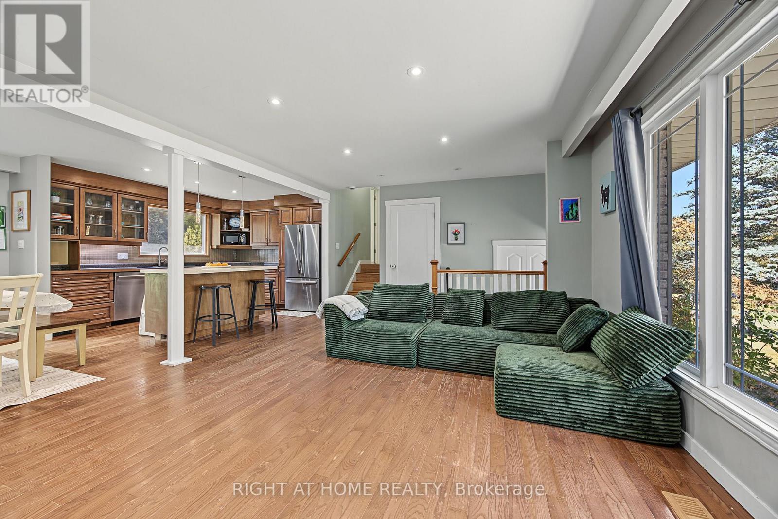26 WILLIAM REX CRESCENT, Erin — photo 9