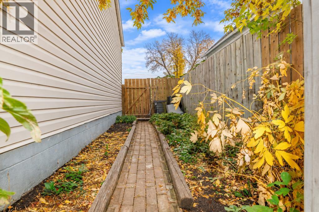 Listing photo – 4518 52 Street, Wetaskiwin