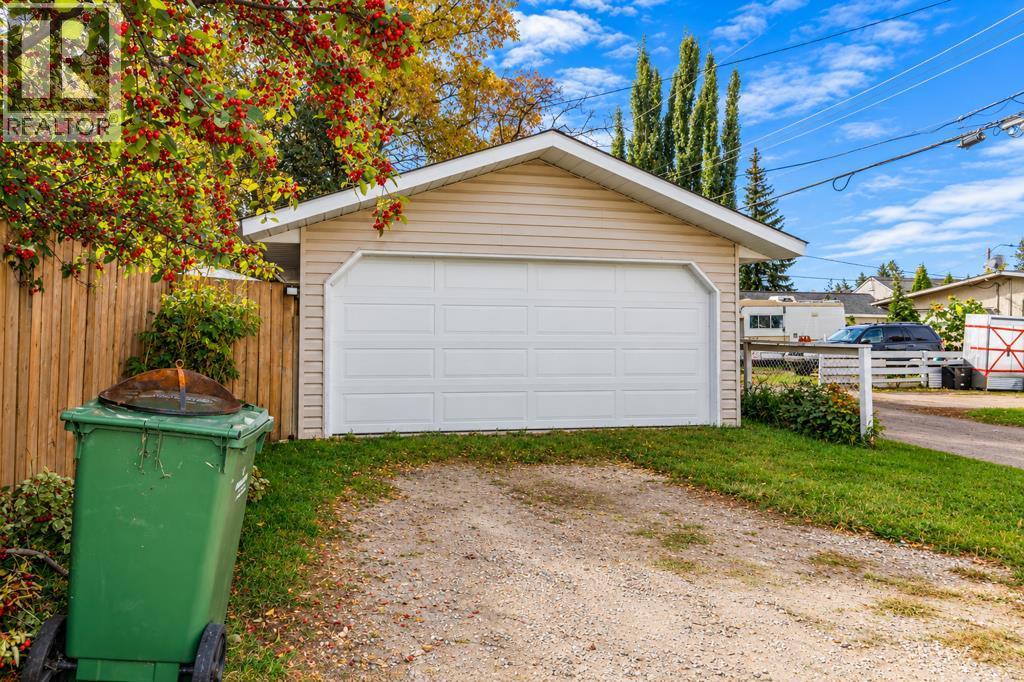 Listing photo – 4518 52 Street, Wetaskiwin