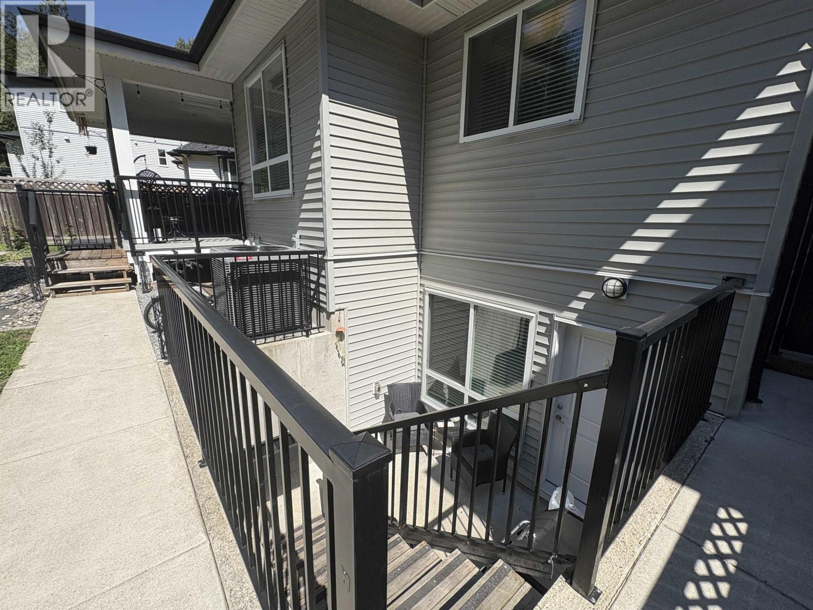 Photo of 11353 242A STREET 34