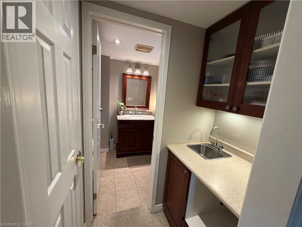 8 Lowell Street South — photo 20