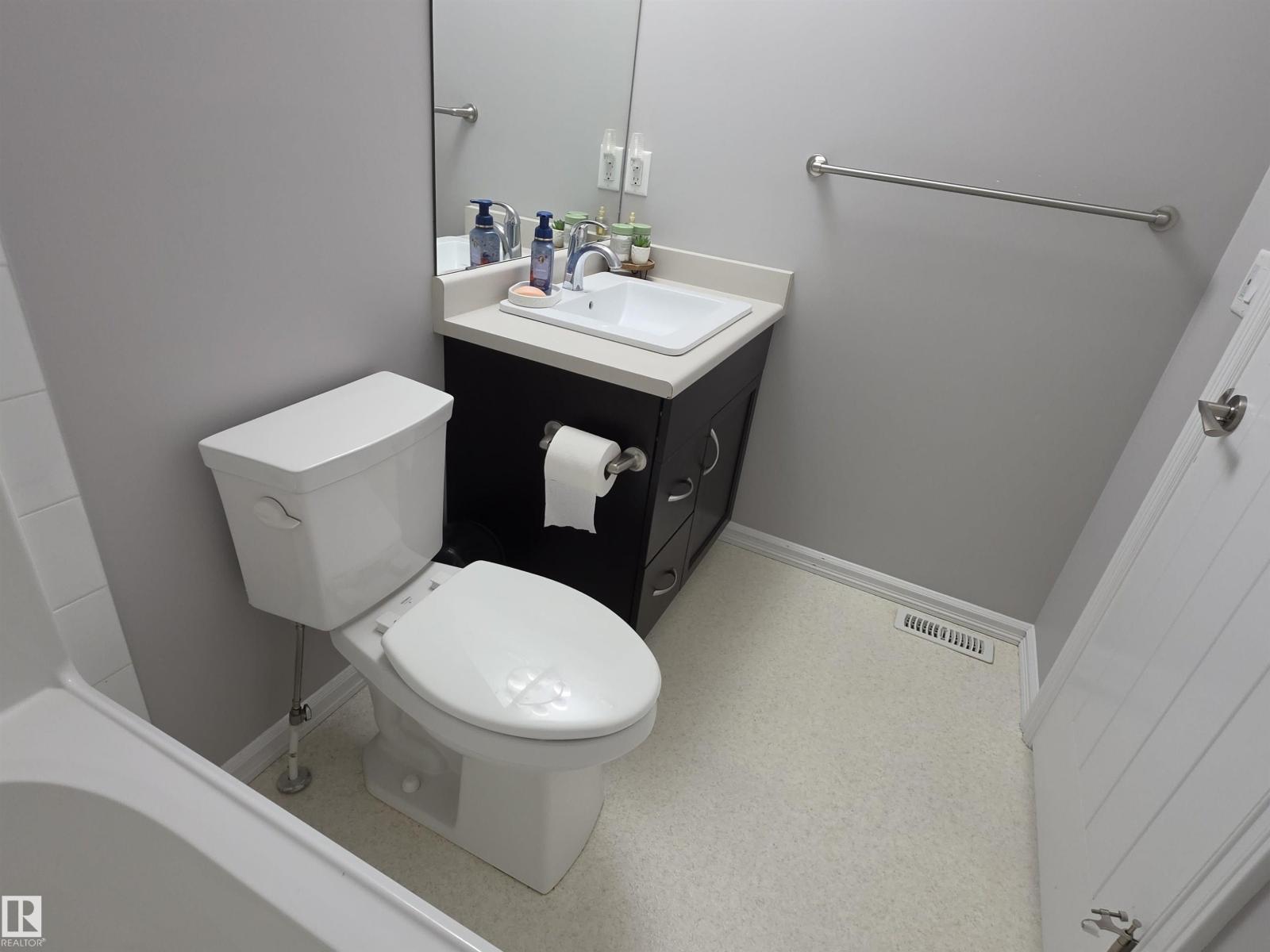 2508 20 AV NW - Image 26