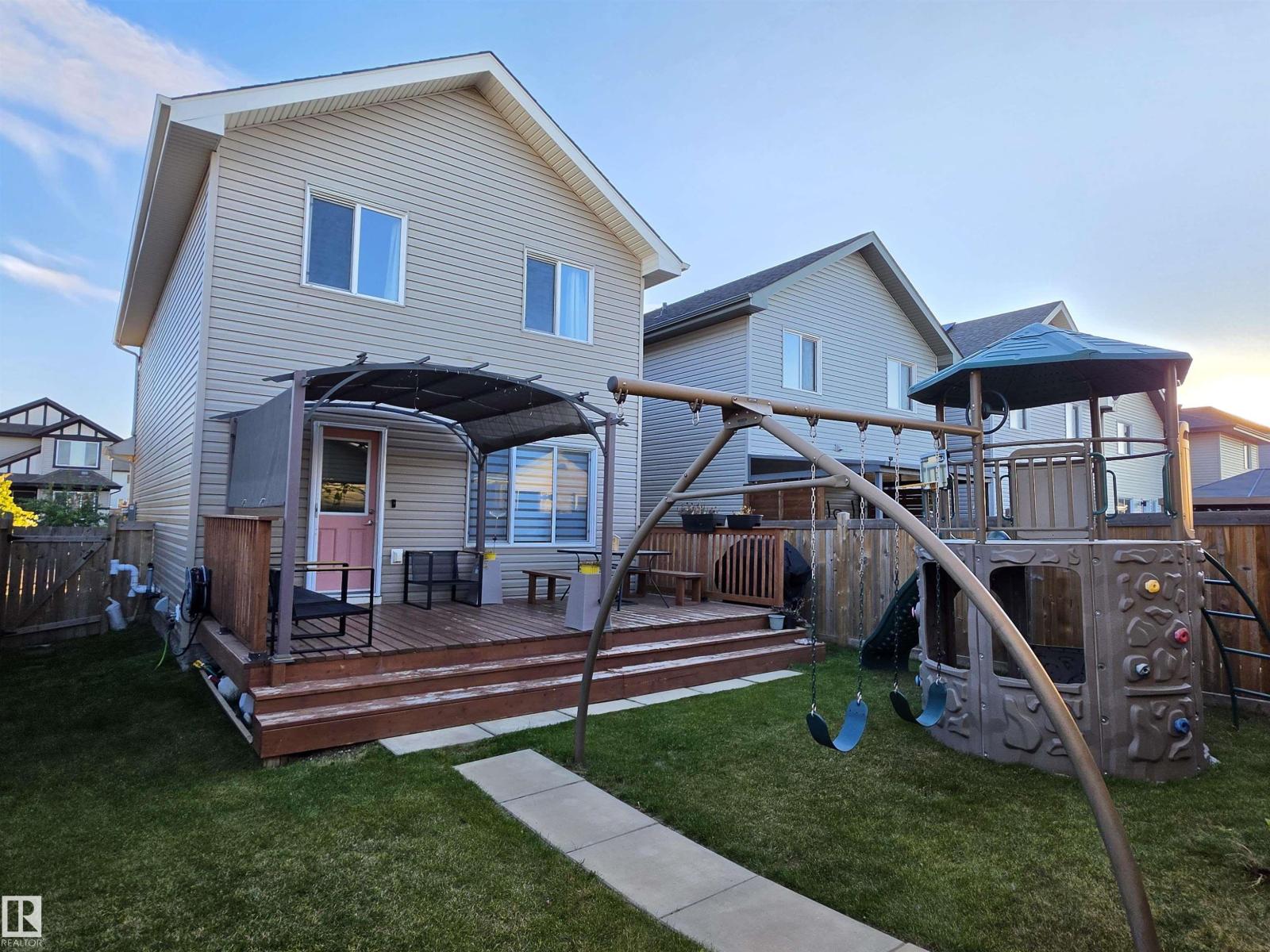 2508 20 AV NW - Image 44