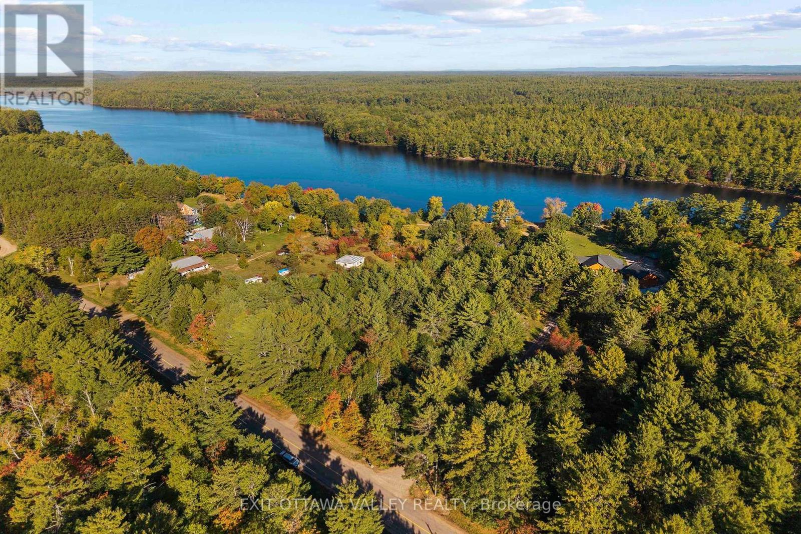 1060B RANTZ ROAD, Petawawa — photo 2