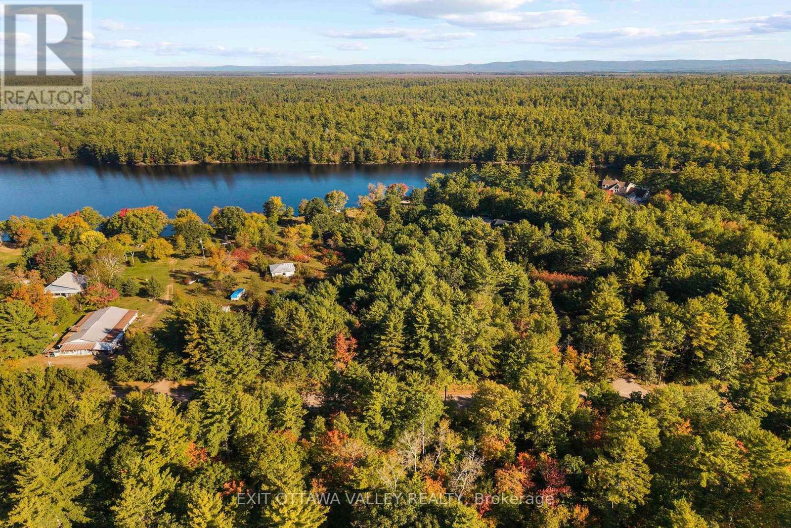 1060B RANTZ ROAD, Petawawa — photo 3