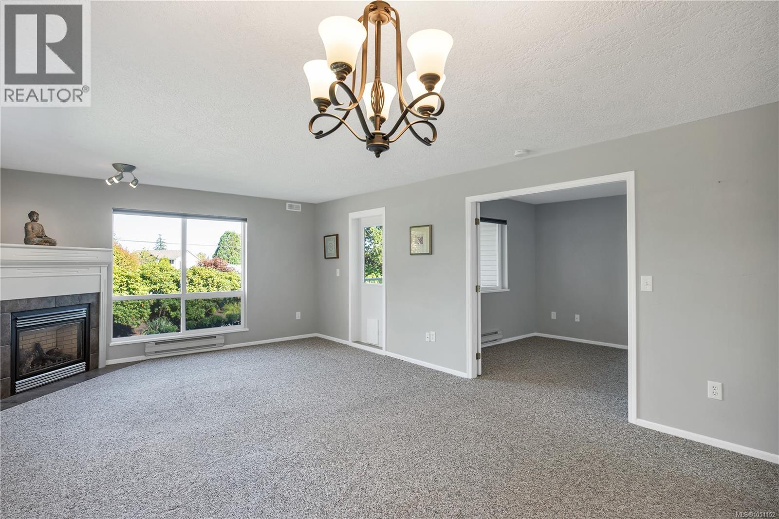 #105 155 Erickson Rd - 11