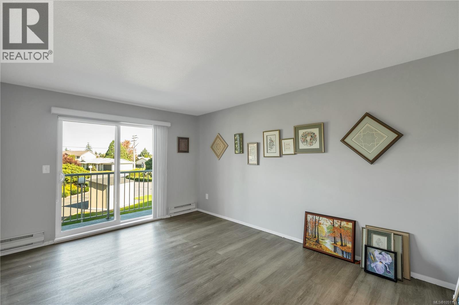 #105 155 Erickson Rd - 17