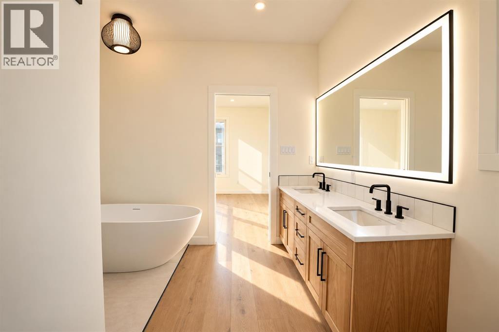 26 Rivergrove Run W - 28