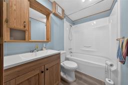 25 Shay Crescent, Winnipeg, MB R2N1A7 Photo 22