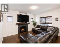 Bedroom - 29 Drake Landing Loop, Okotoks, AB T1S1H0 Photo 6