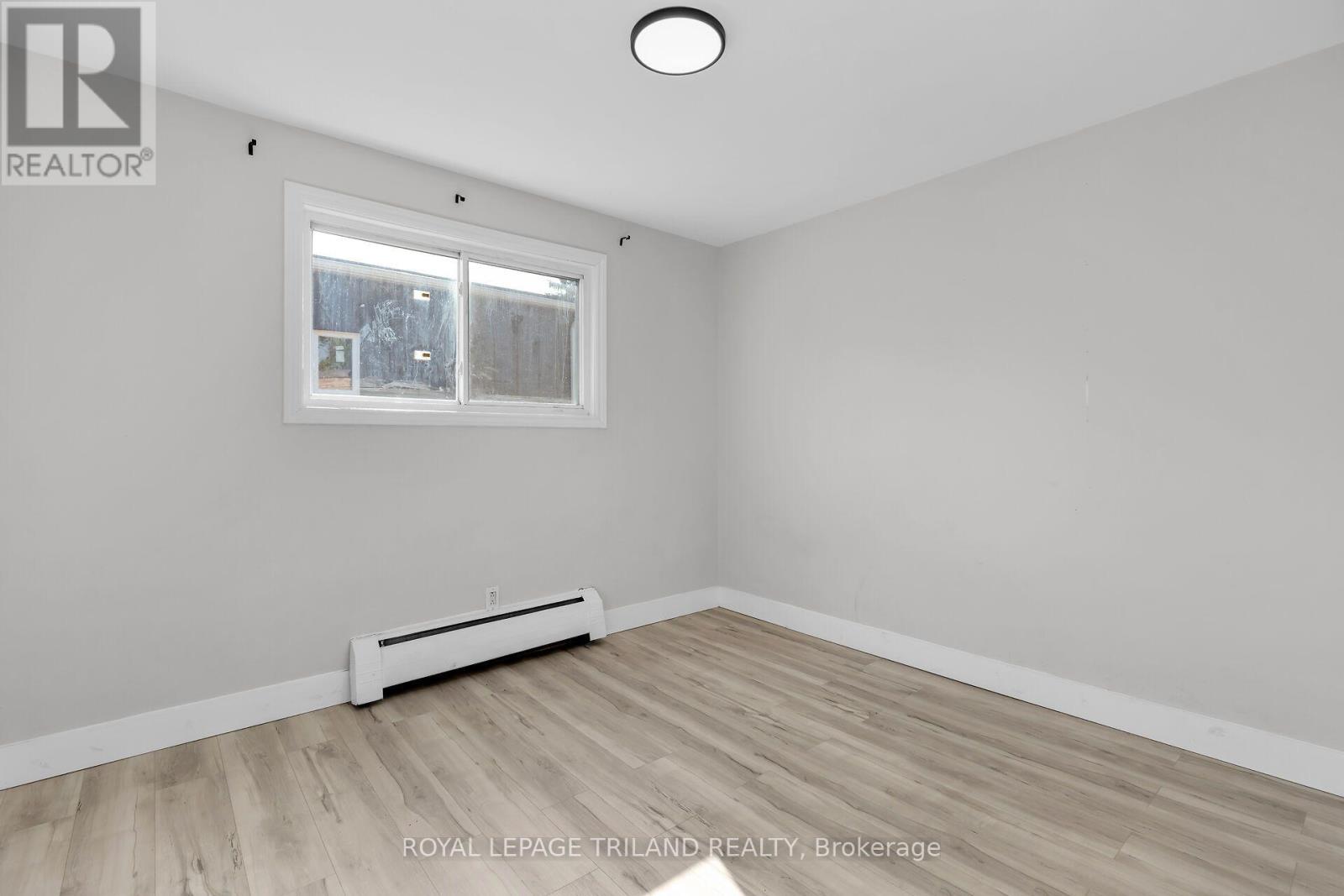4 - 1566 ALLEN PLACE, London East (East H) — photo 6