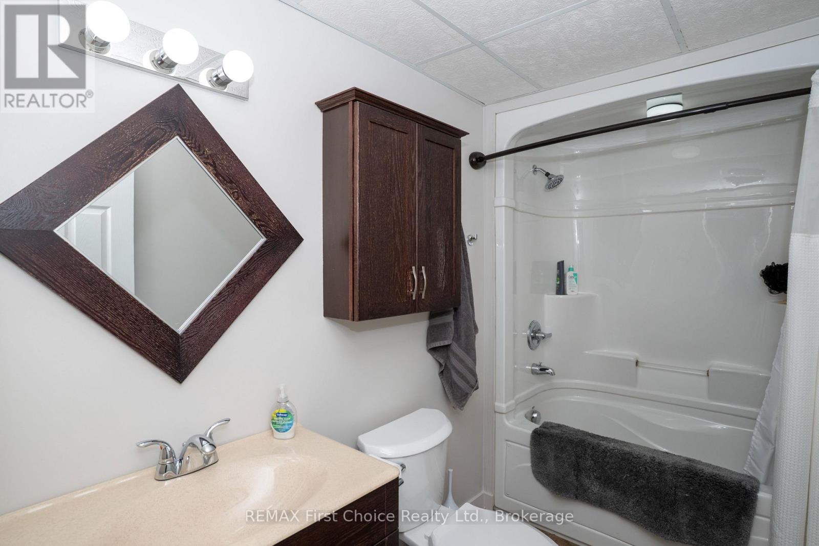 177 FLAMINGO DRIVE - Image 33