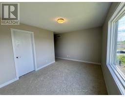 103 Ryan Reynolds Way, Ottawa, ON K4A5T4 Photo 11