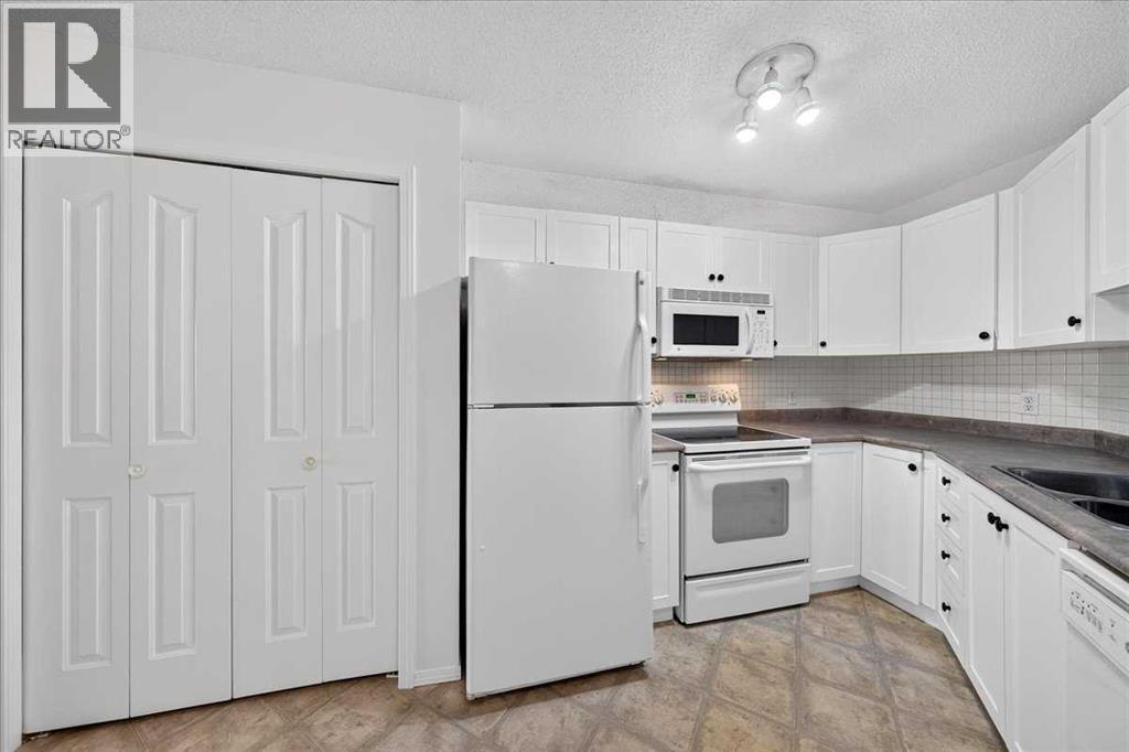 1210, 8810 Royal Birch Boulevard NW, Calgary, Alberta, T3G6A9 — thumbnail 5