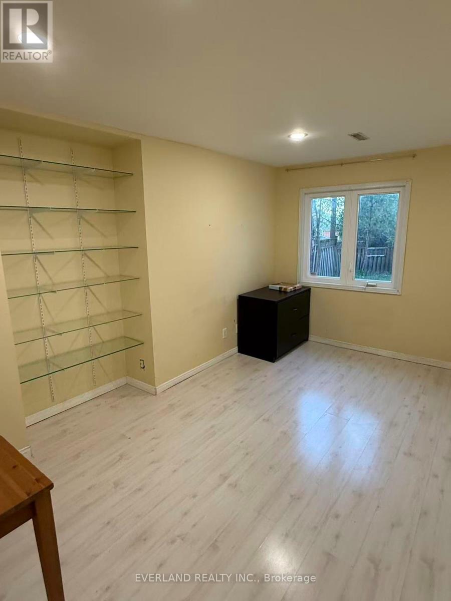 BASEMENT - 156 BRISTOL ROAD, Newmarket (Bristol-London) — photo 8
