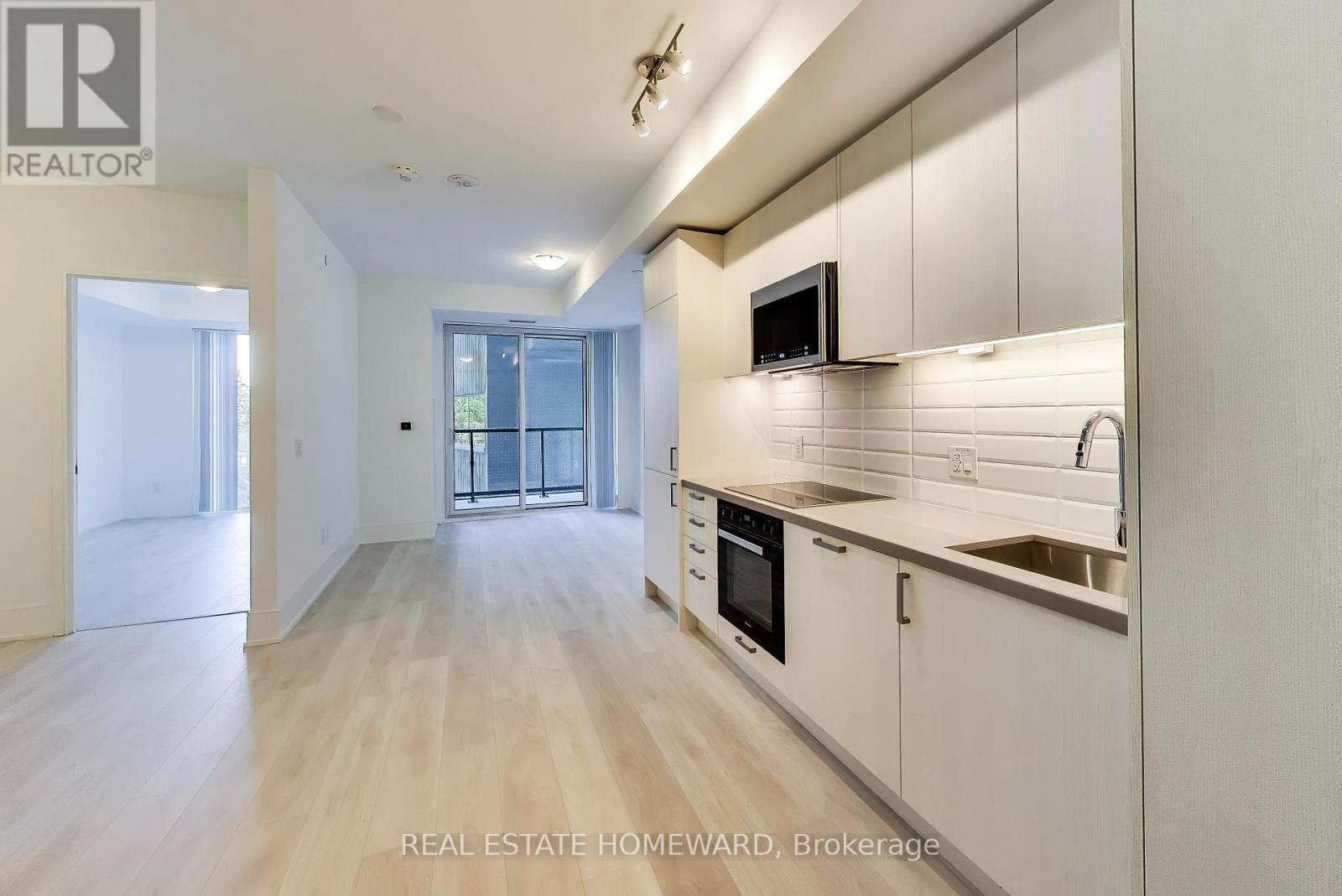 304 - 2450 BLOOR STREET W, Toronto (High Park-Swansea) — photo 3