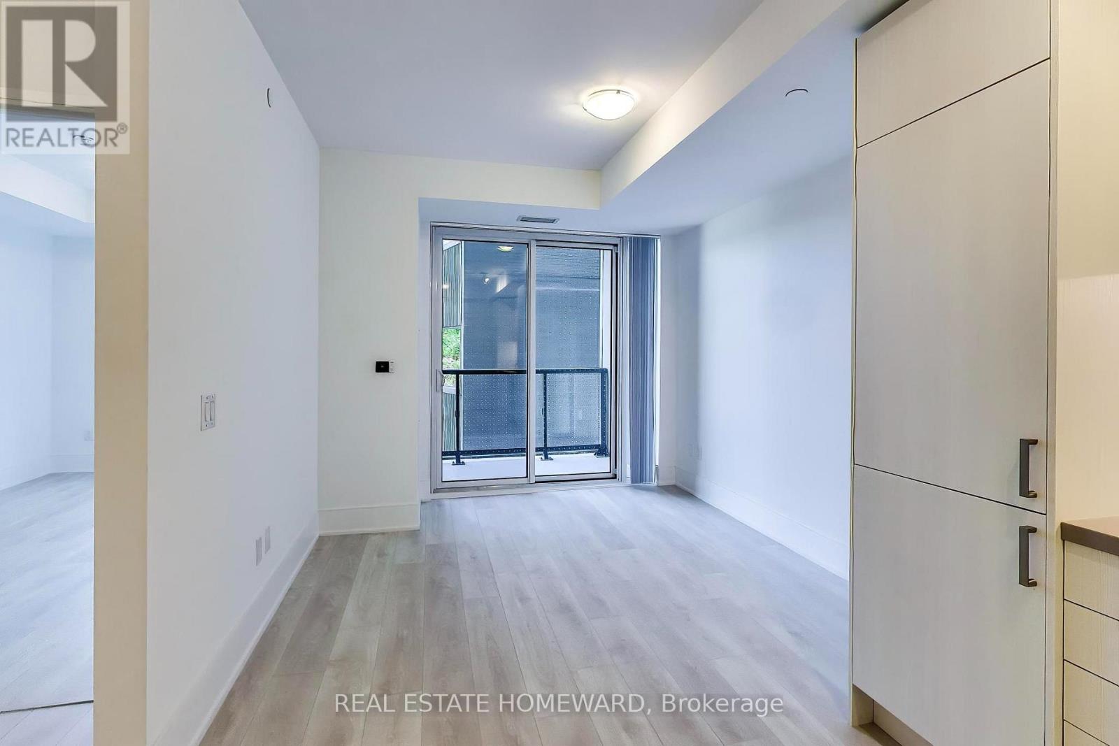 304 - 2450 BLOOR STREET W, Toronto (High Park-Swansea) — photo 5