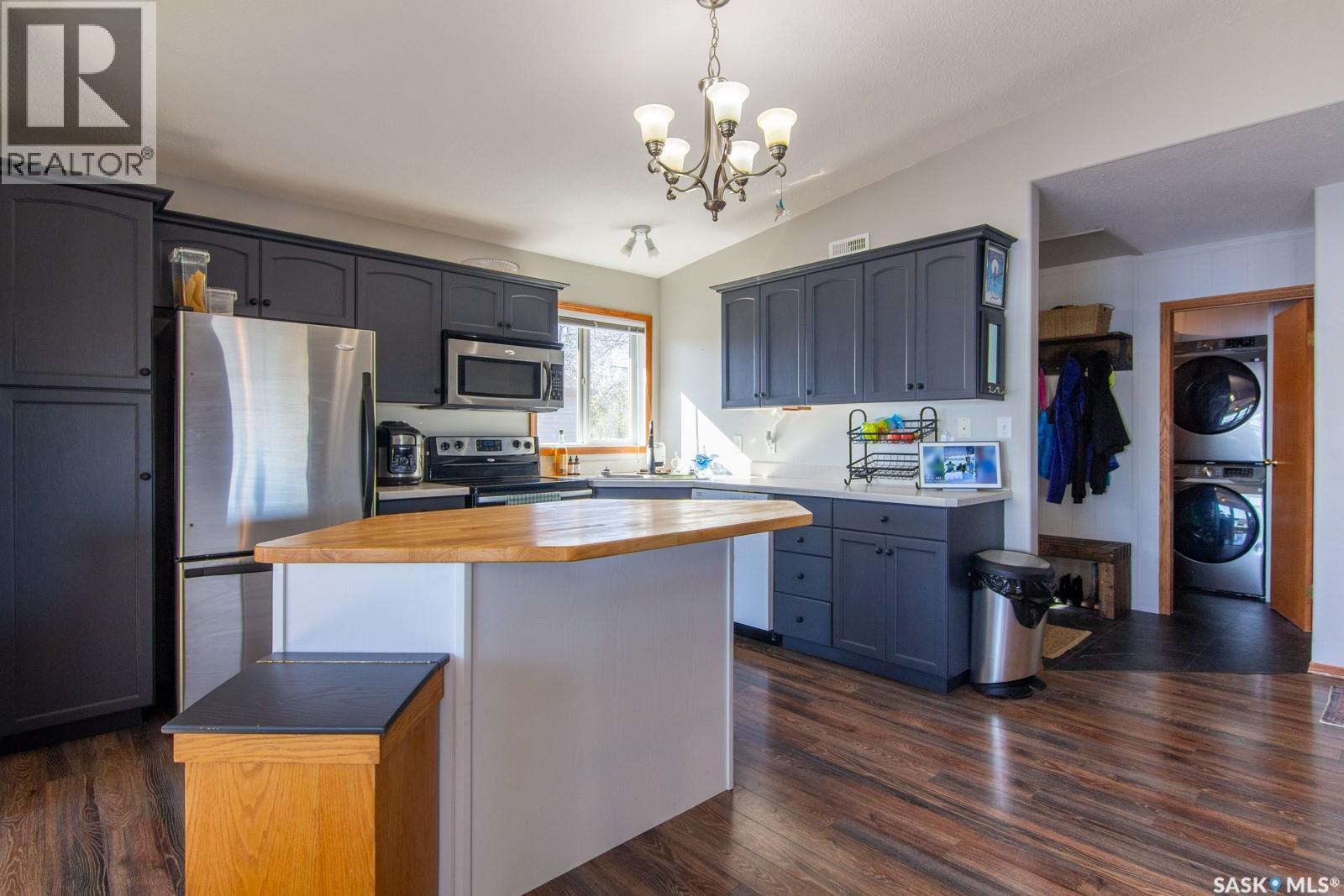 3830 First Point Beach Drive, Wakaw Lake — photo 10