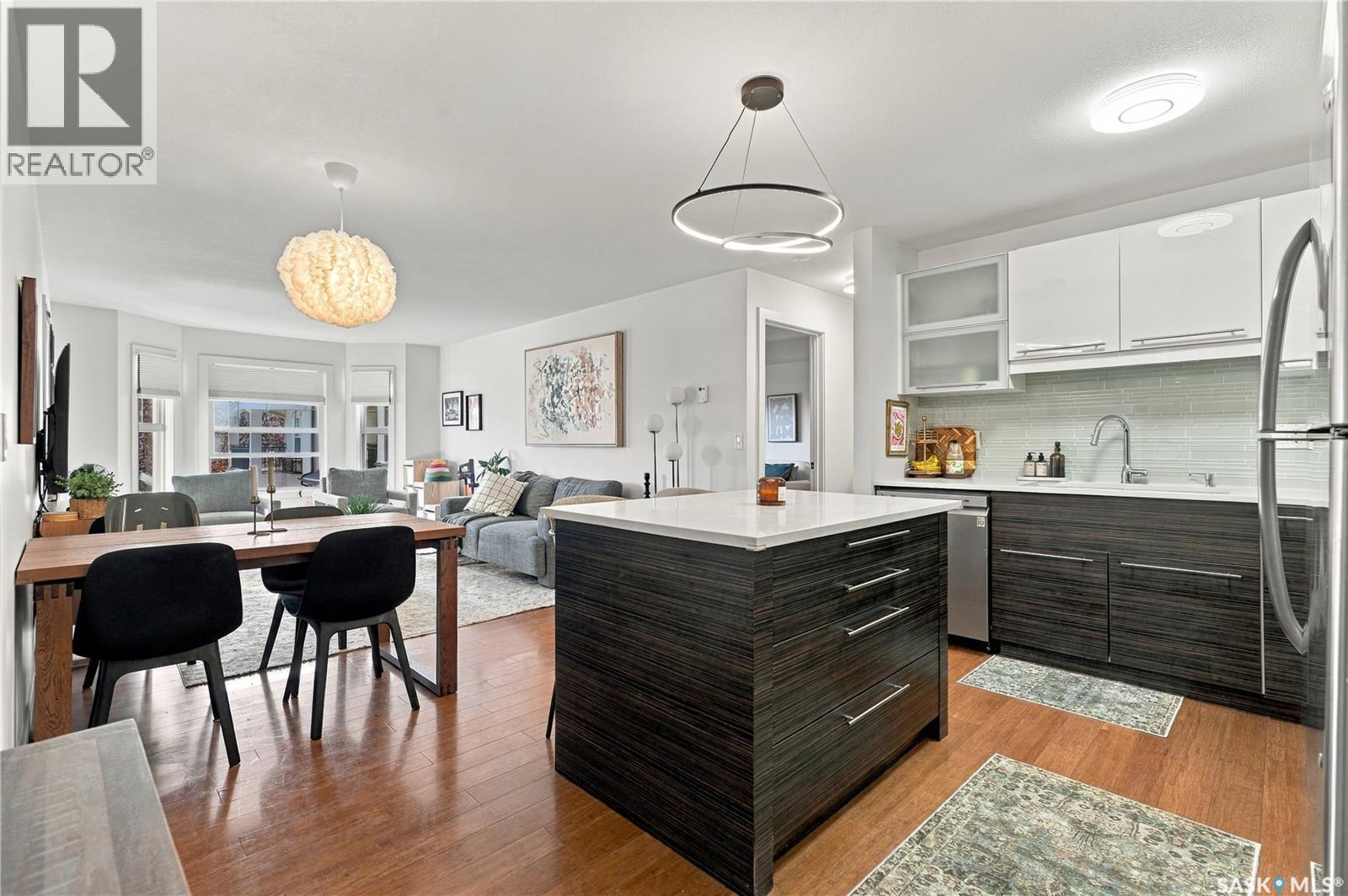 #213b 415 Hunter ROAD - 16