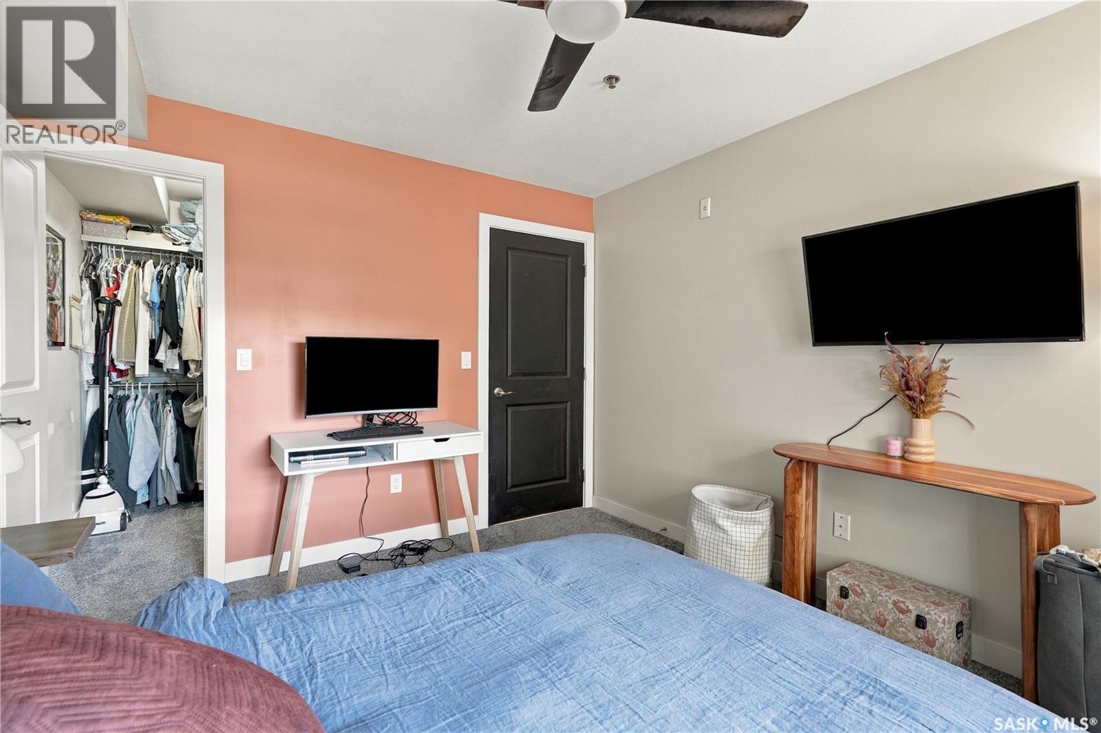 #213b 415 Hunter ROAD - 18