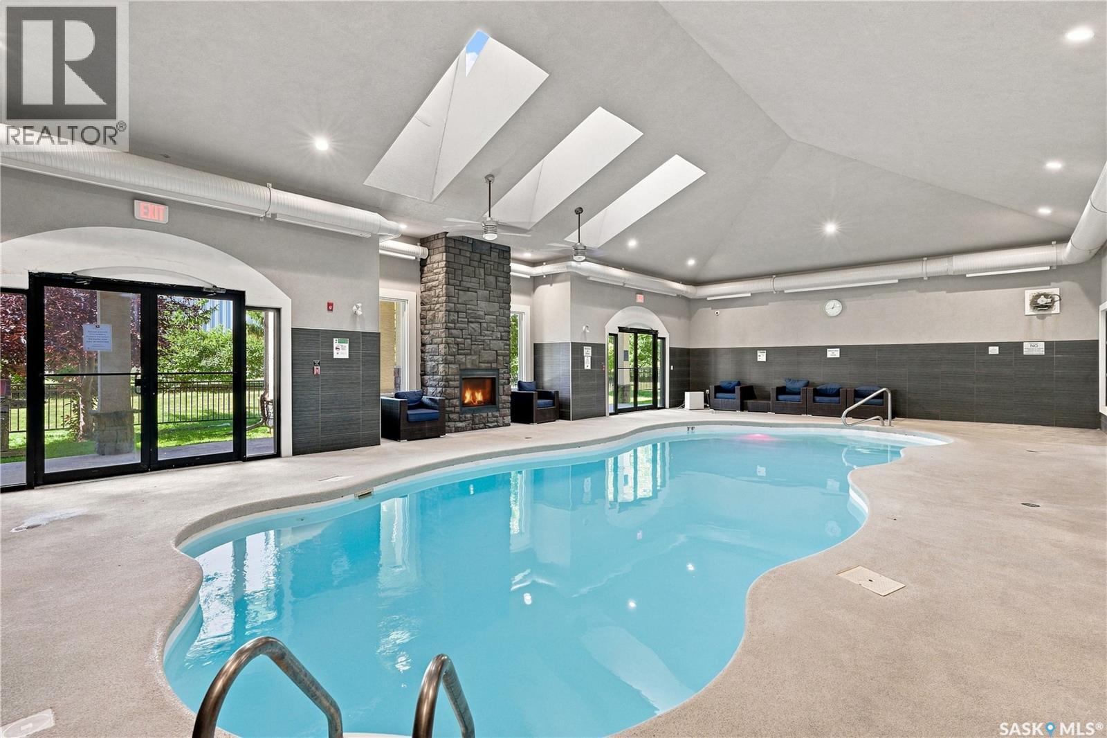 #213b 415 Hunter ROAD - 26