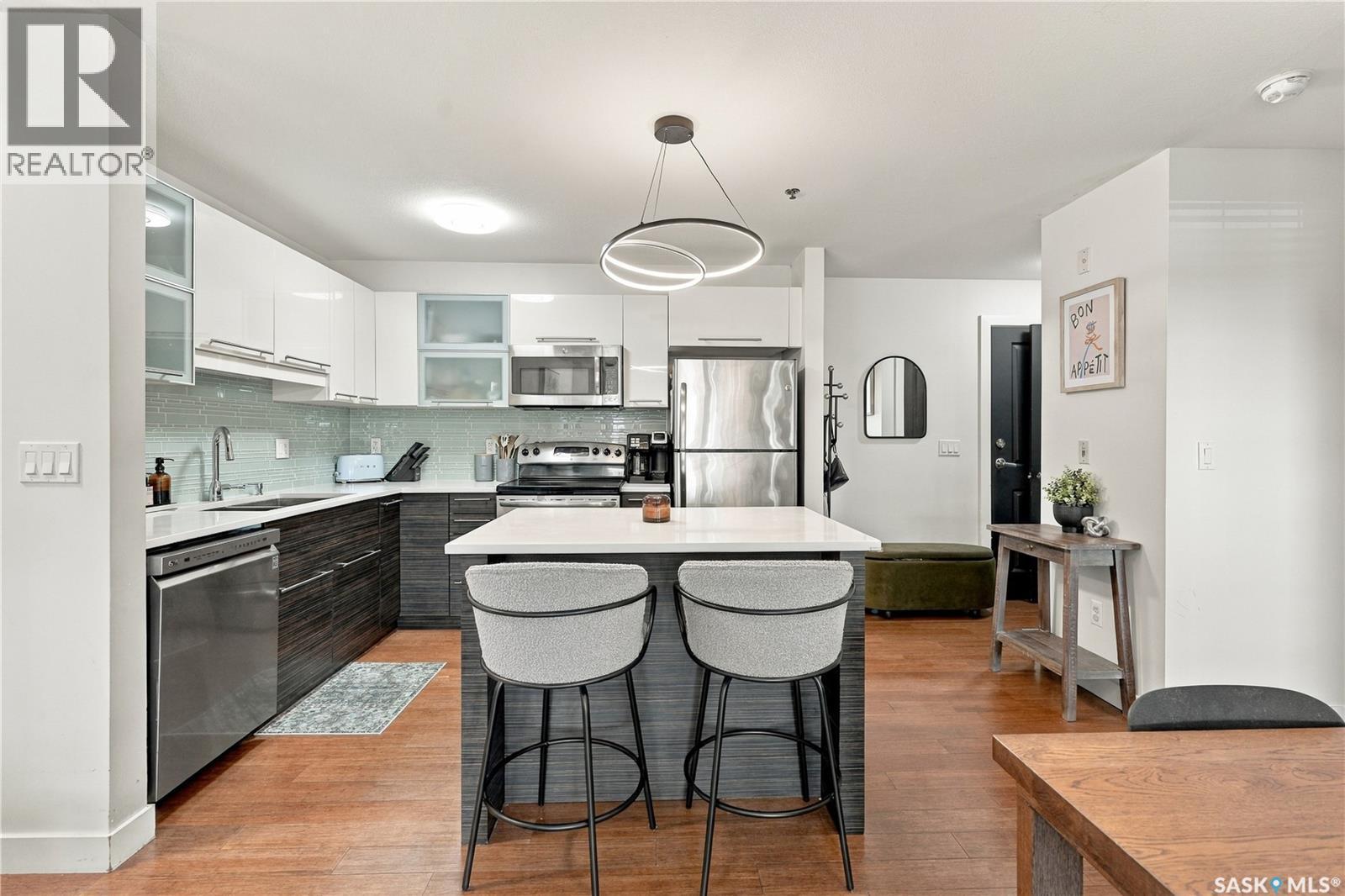 #213b 415 Hunter ROAD - 4