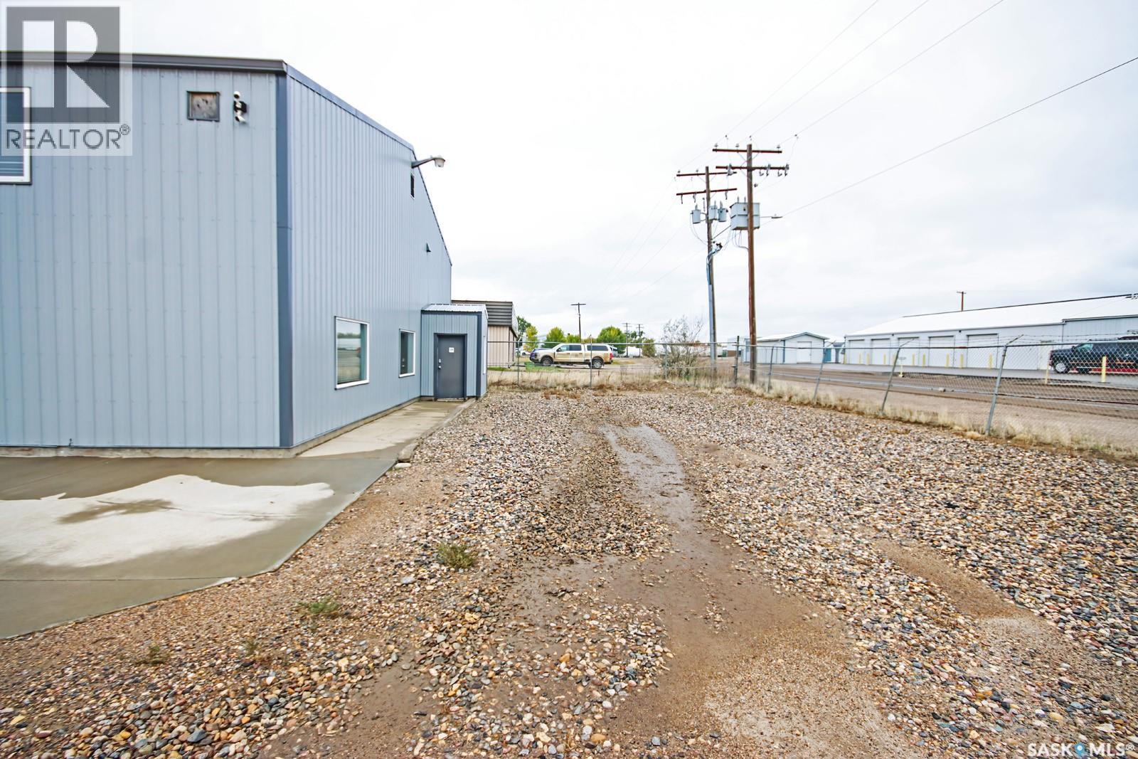465 Devonian STREET, Estevan — photo 35