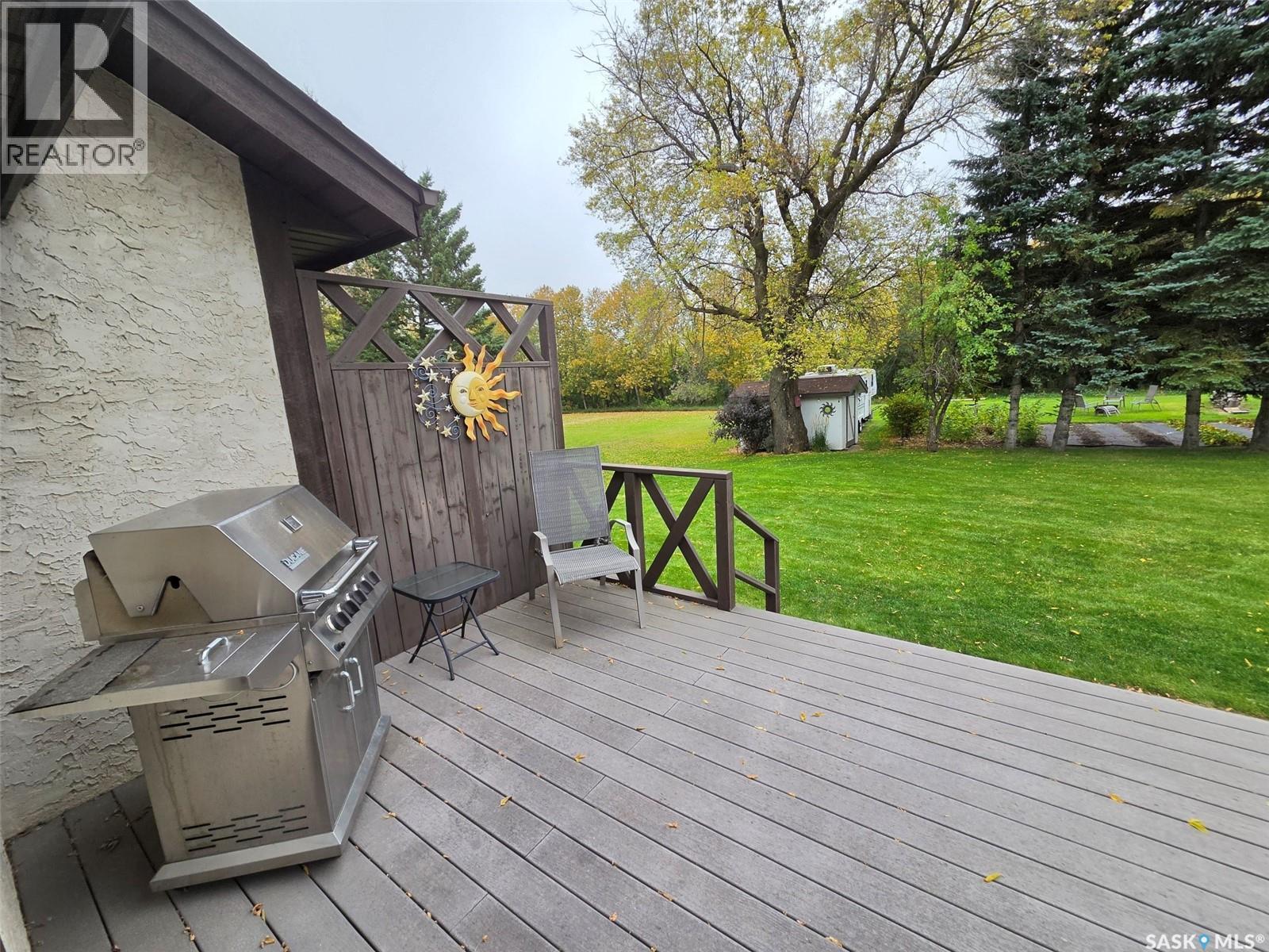 228 Railway AVENUE - 17