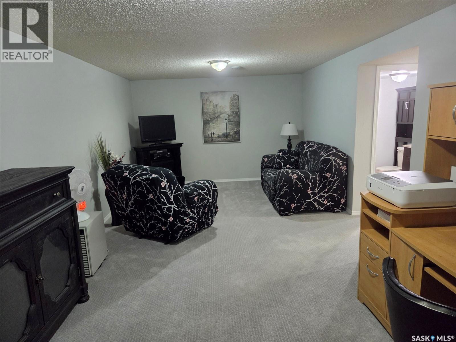 228 Railway AVENUE, Wawota — photo 26
