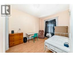 4pc Bathroom - 1227 13 Avenue Sw, Calgary, AB T3C0T2 Photo 14